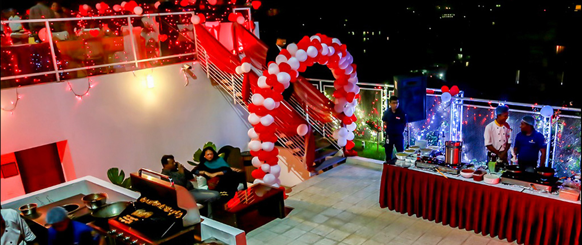 Skyline Tulip: Your Luxury Rooftop Oasis
